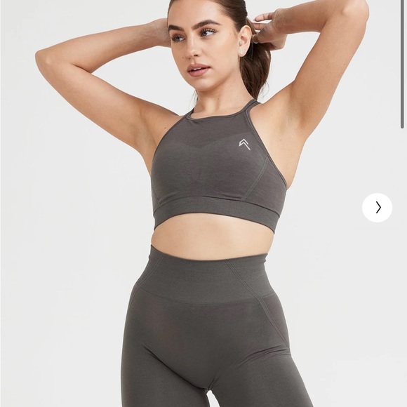 ONER ACTIVE EFFORTLESS HIGH NECK BRALETTE in Deep Taupe - Picture 3 of 4